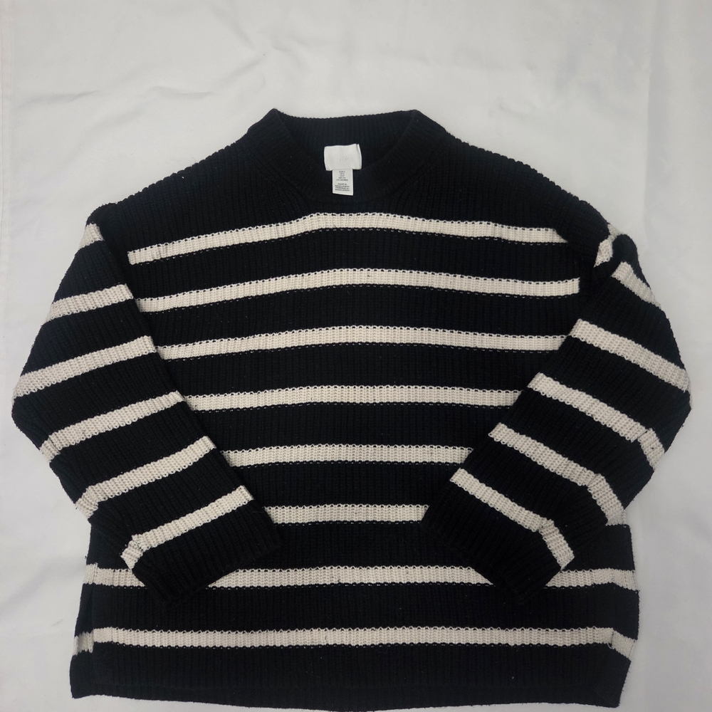 H&M Black and White Striped Sweater
